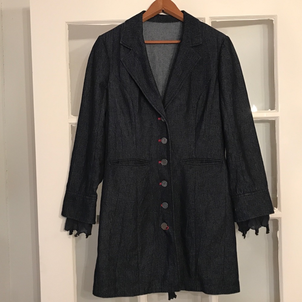 ✨HP BEST IN JACKETS & COATS✨fitted denim blazer